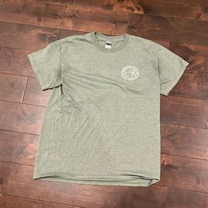 Green short sleeve t-shirt